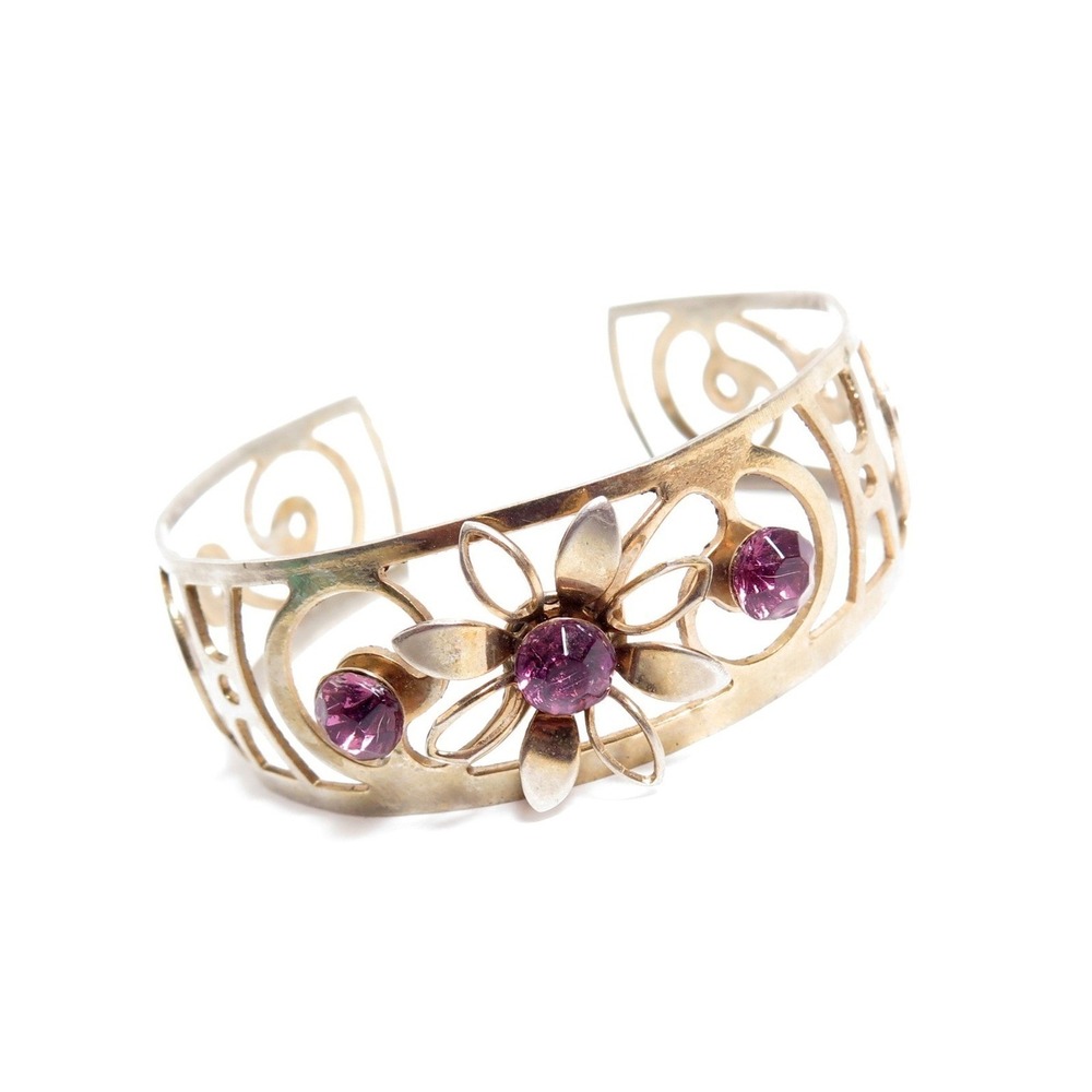 VINTAGE‎ PALE GOLD TONED OPEN METAL WORK PURPLE RHINESTONE CUFF FLORAL BRACELET